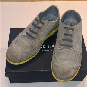 Cole Haan Grand Oxford Grey/volt Sz 3Y in suede